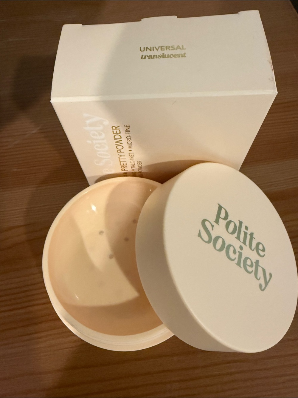 Polite Society Universal Translucent Setting Powder - Universal Translucent NIB